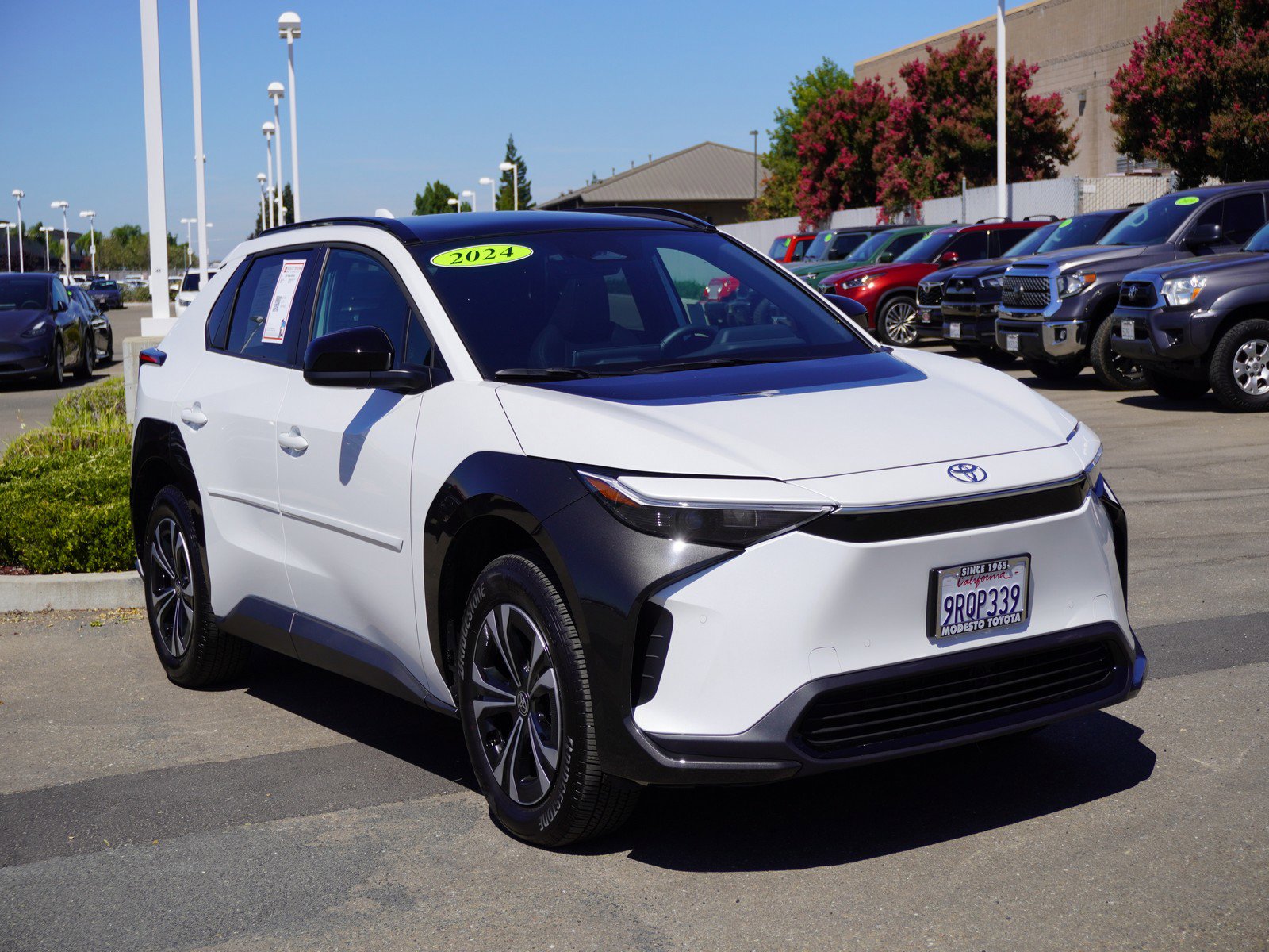 2024 Toyota bZ4X XLE