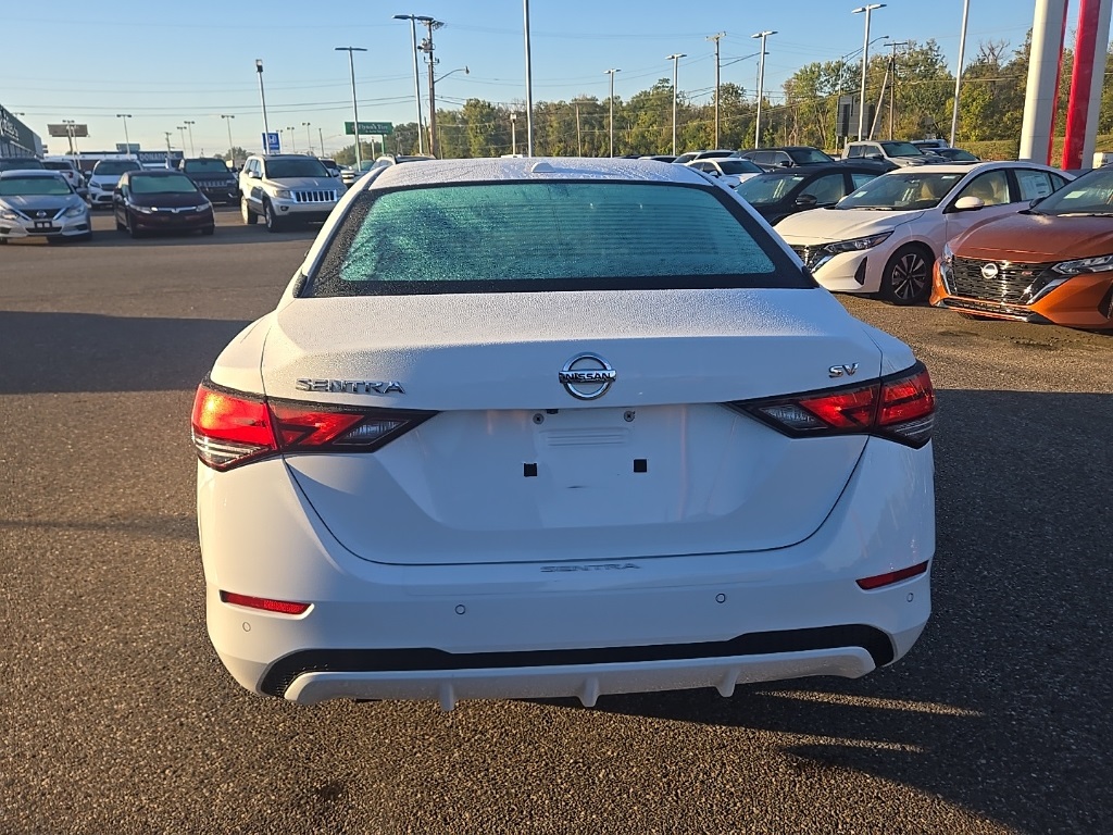 2020 Nissan Sentra SV photo 4