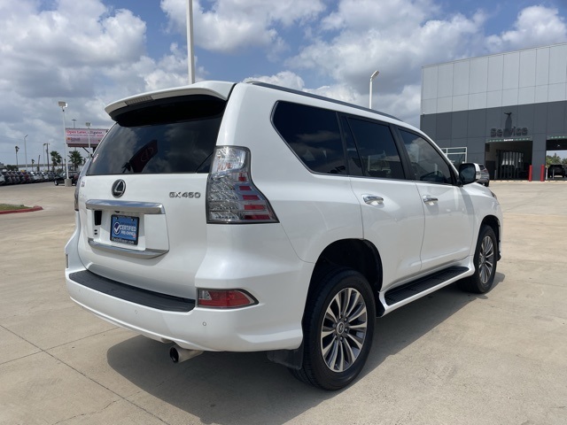 2022 Lexus GX 460 Luxury photo 3