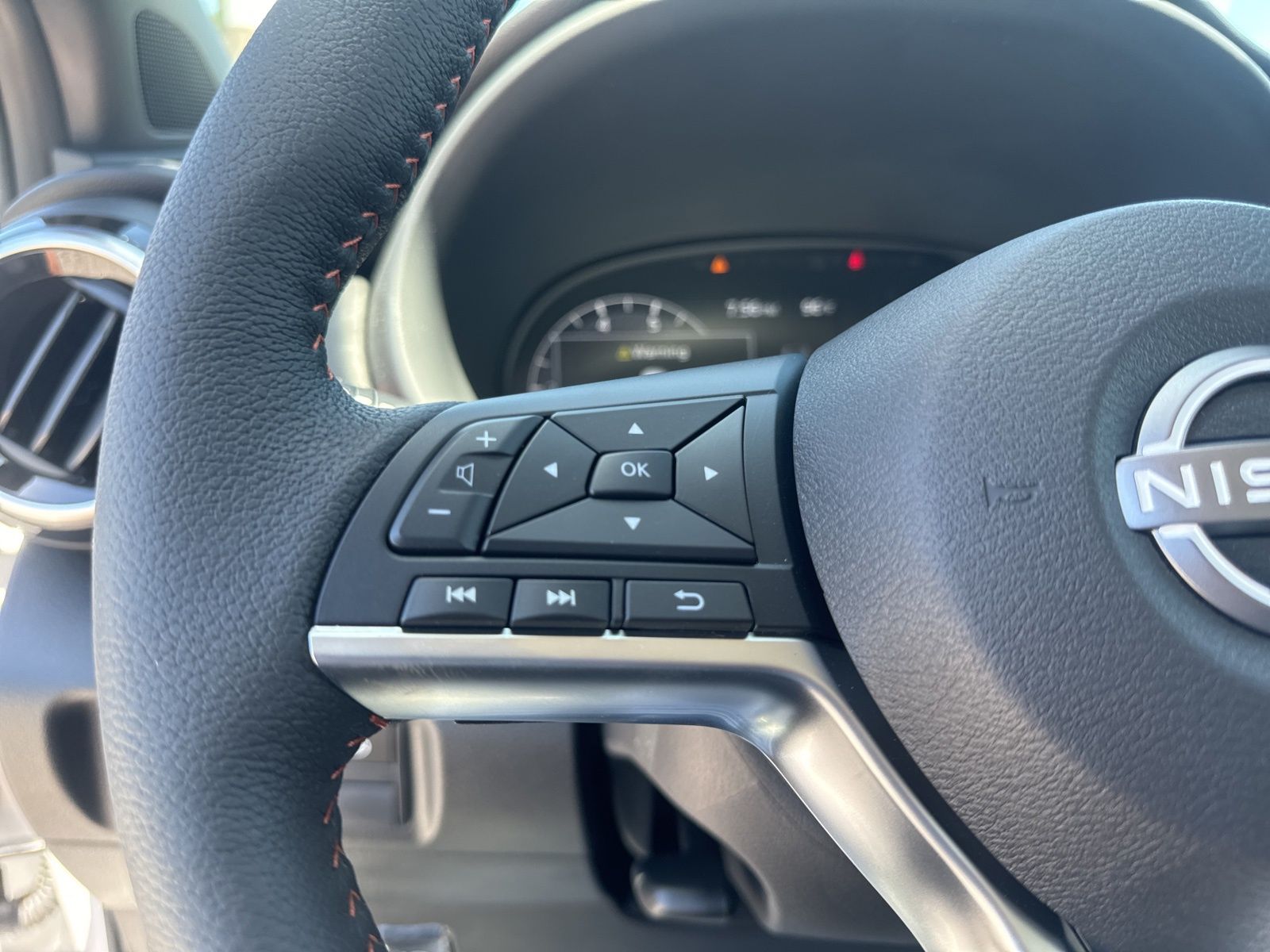 New 2024 Nissan Kicks SR 4D Sport Utility in New Port Richey M558747