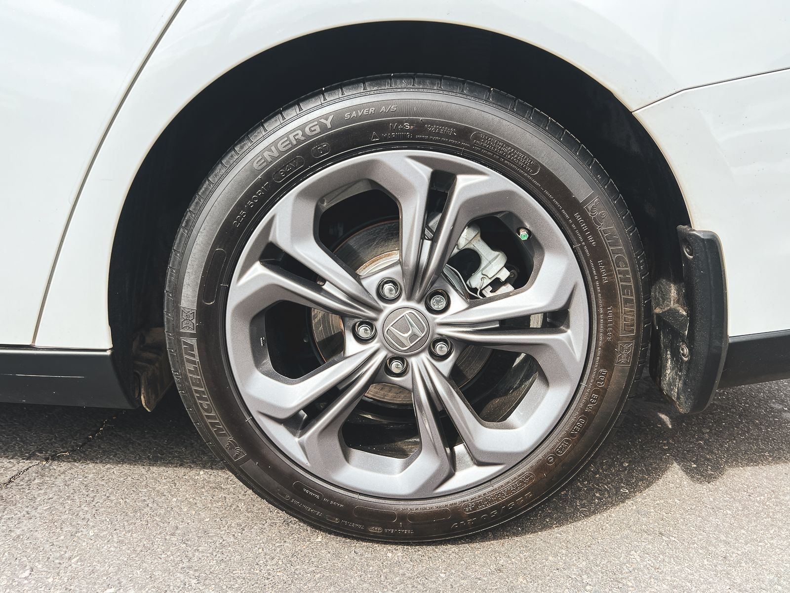 2023 Honda Accord EX photo 2