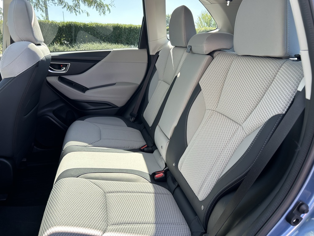 2023 Subaru Forester Premium photo 23
