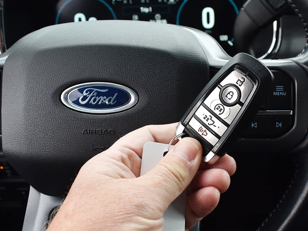 2021 Ford F-150 Lariat photo 10