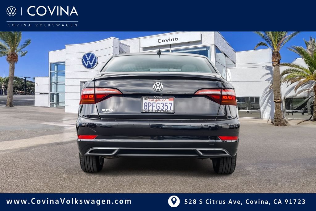 2019 Volkswagen Jetta R-Line photo 4
