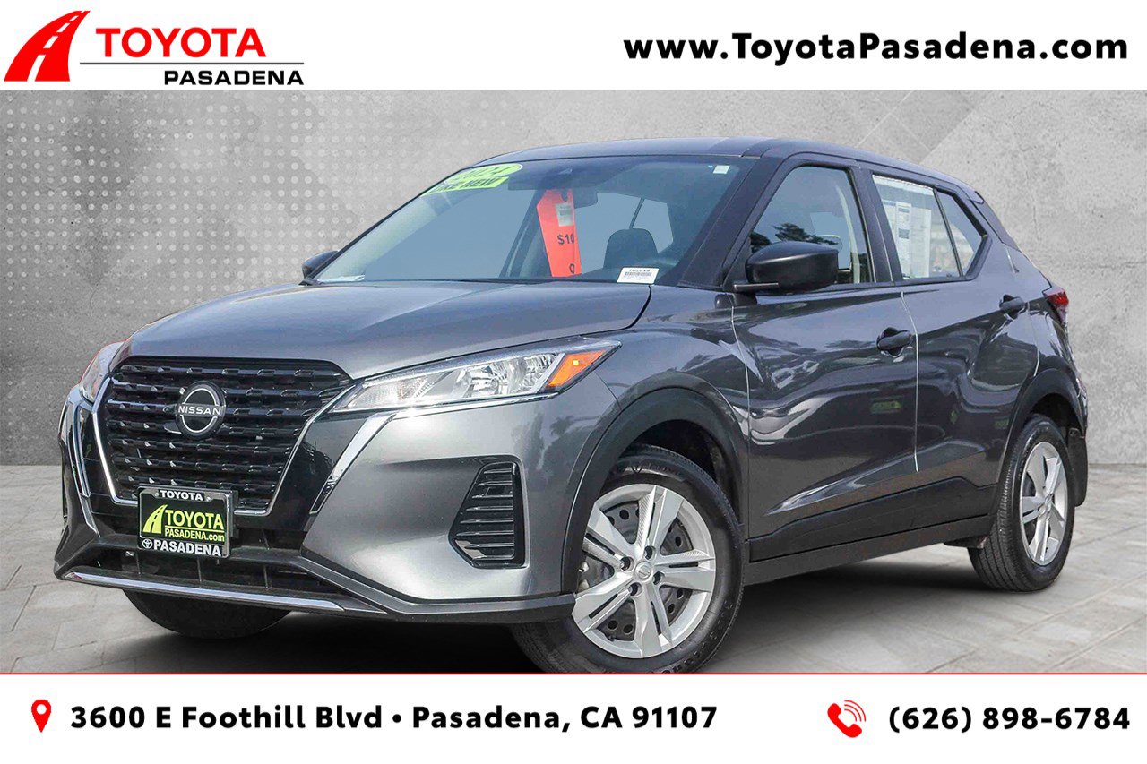 2024 Nissan Kicks S's photo