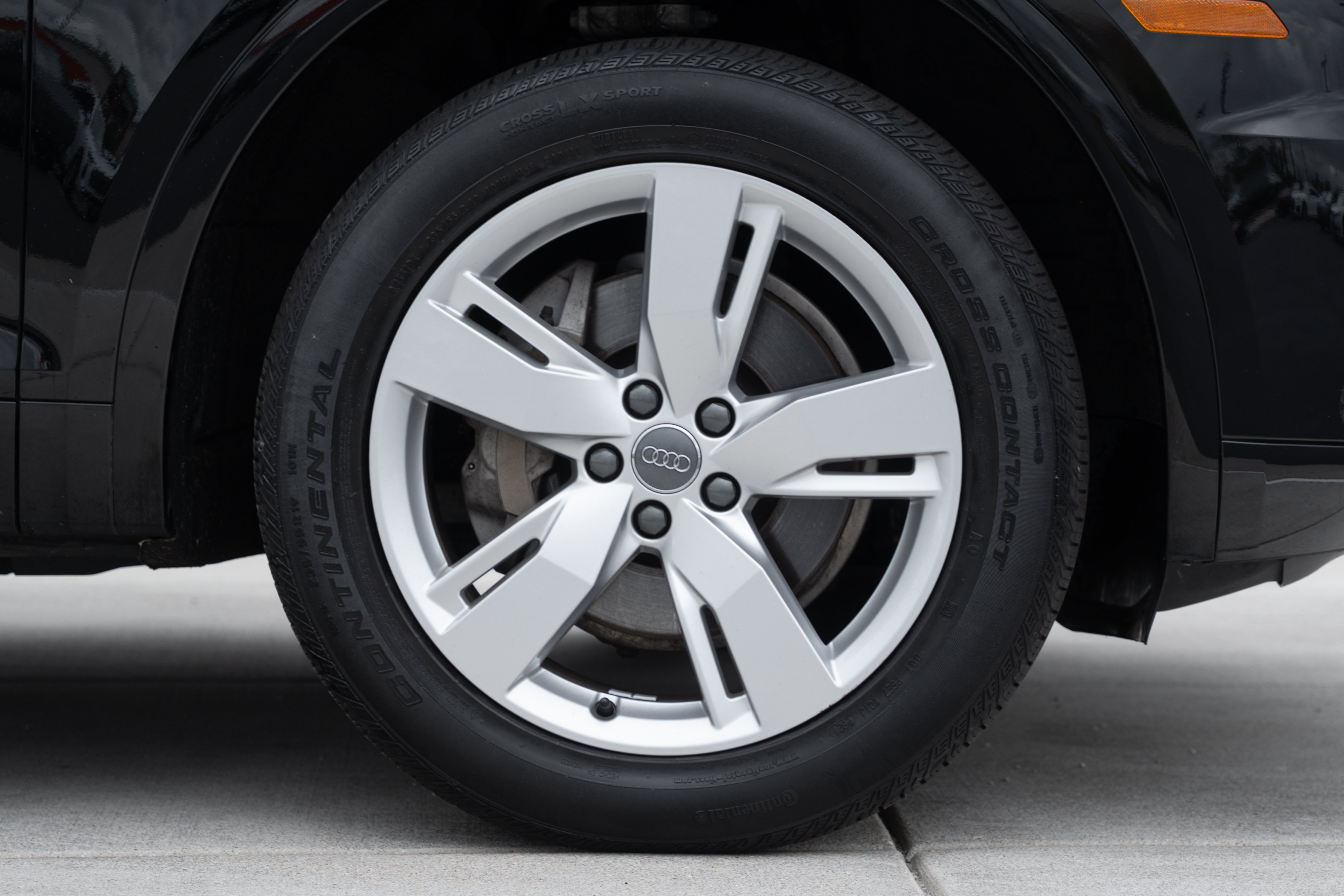 2018 Audi Q5 Premium Plus photo 3