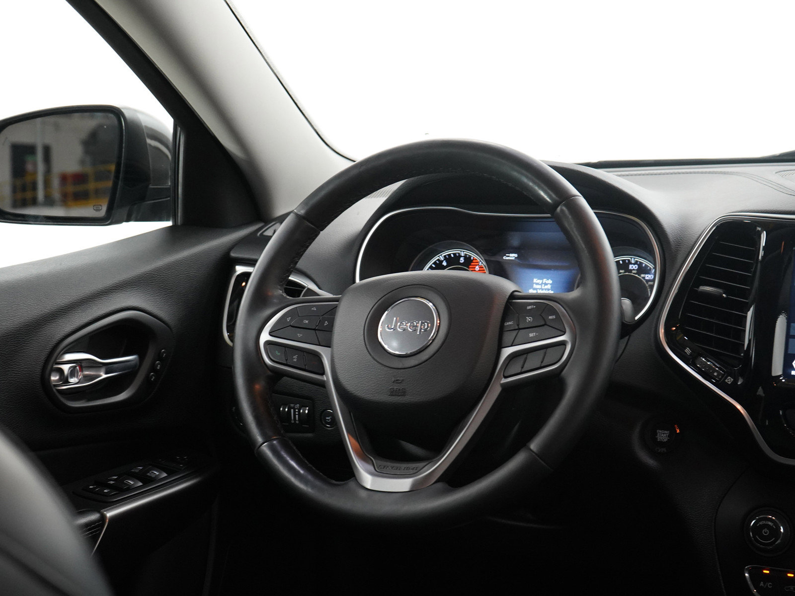 2020 Jeep Cherokee Limited photo 9