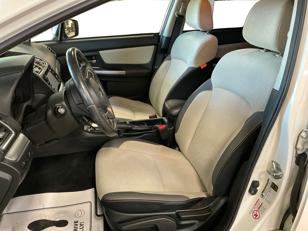 2017 Subaru Crosstrek 2.0i Premium photo 19