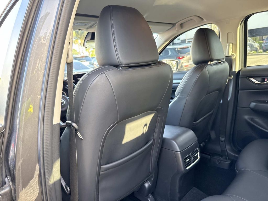 2022 Mazda CX-5 2.5 Select photo 11