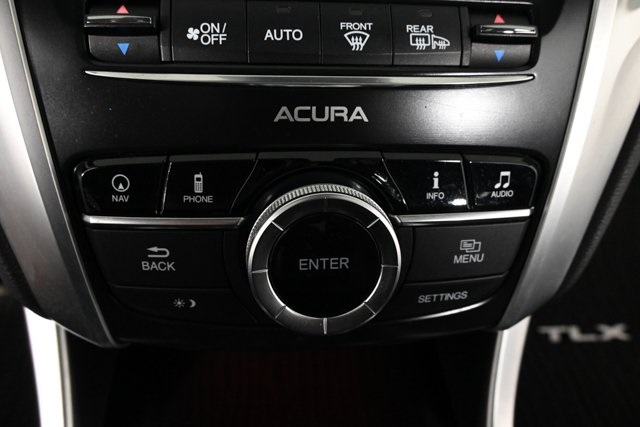 2015 Acura TLX Technology photo 26