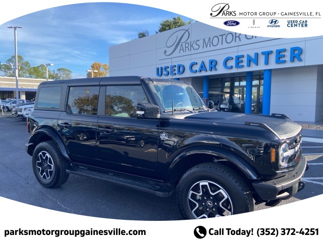 2024 Ford Bronco 4-Door Outer Banks's photo