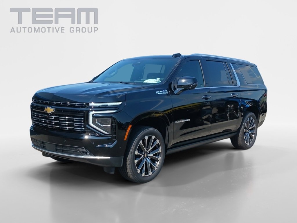 2025 Chevrolet Suburban High Country photo 3