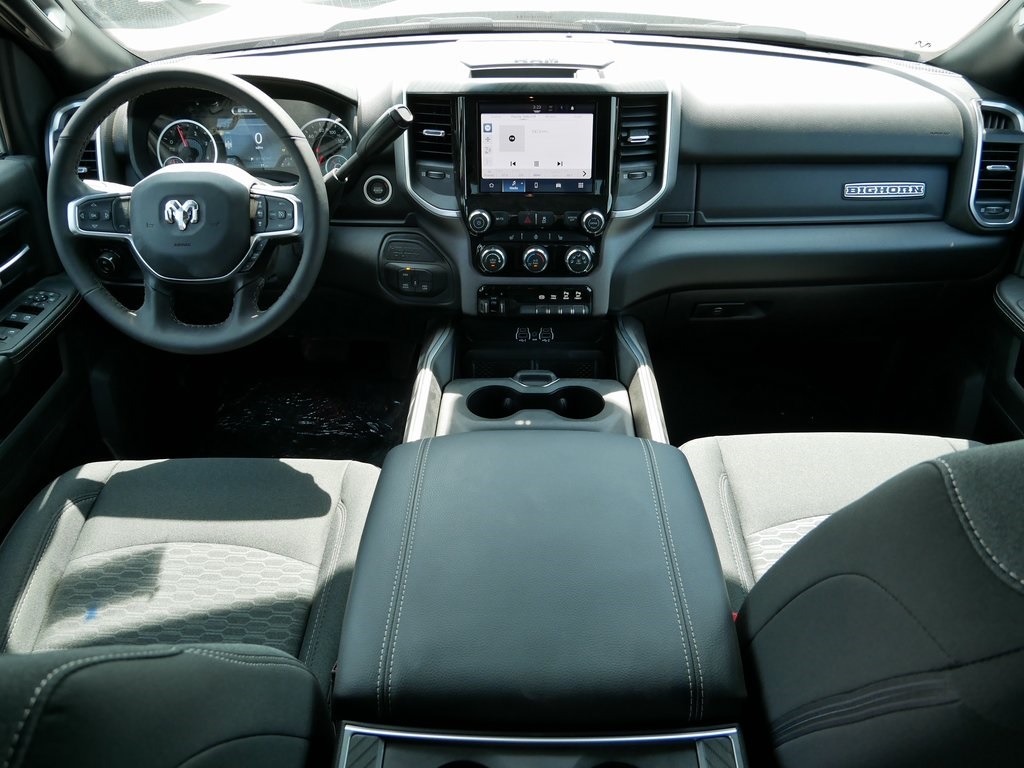 2025 Ram 2500 Big Horn photo 9