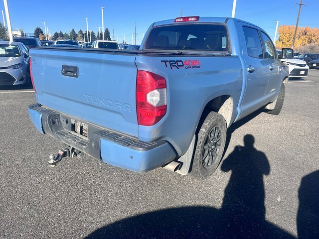 2018 Toyota Tundra SR5 photo 2