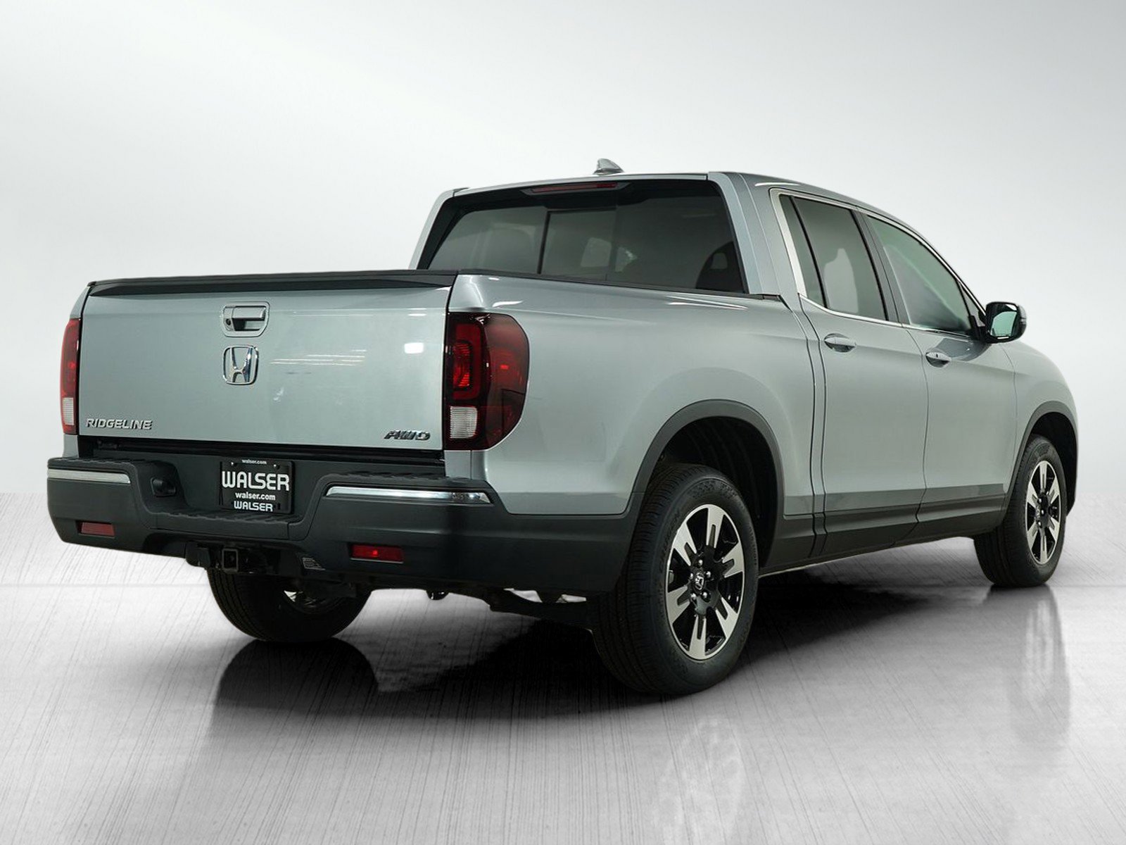 2020 Honda Ridgeline RTL photo 3
