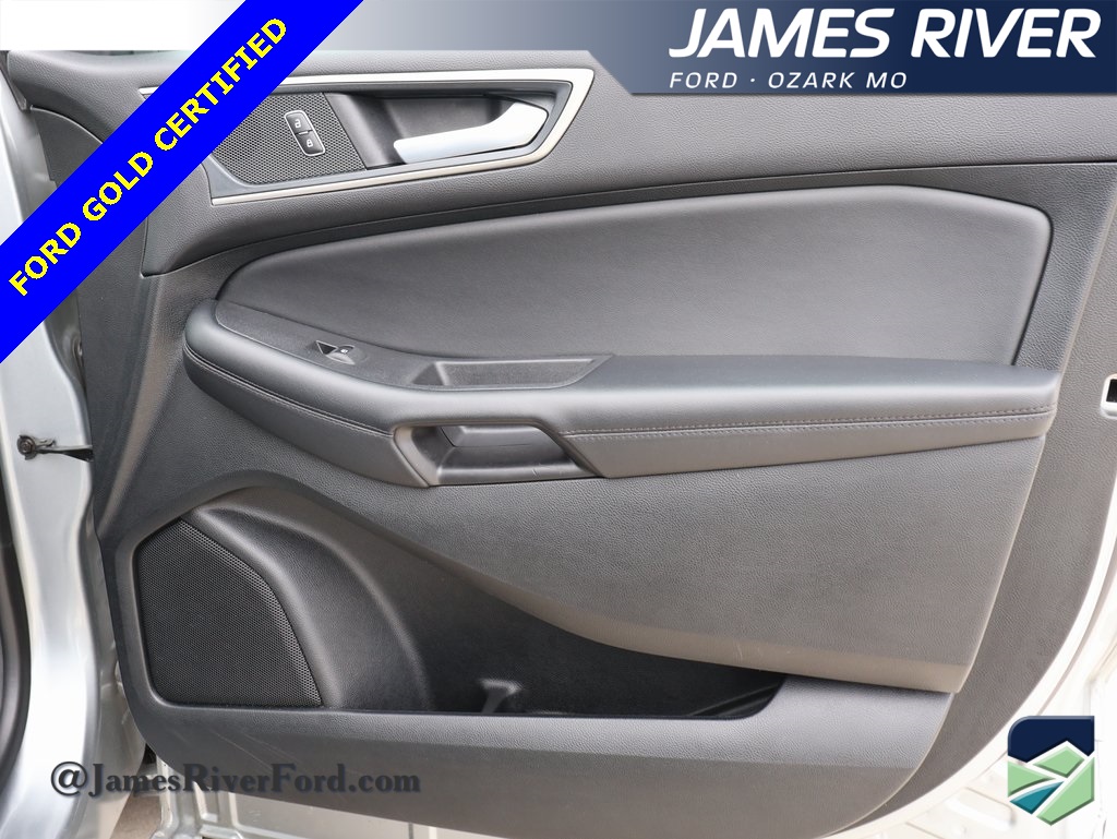 2024 Ford Edge SEL photo 8