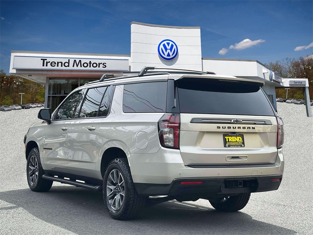 2021 Chevrolet Suburban Z71 photo 3