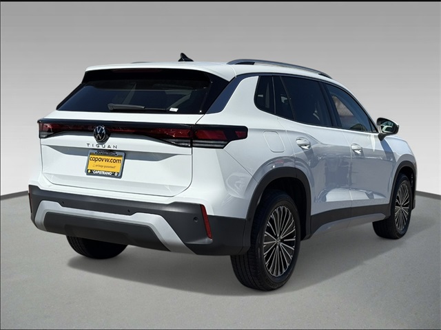 2025 Volkswagen Tiguan S photo 4