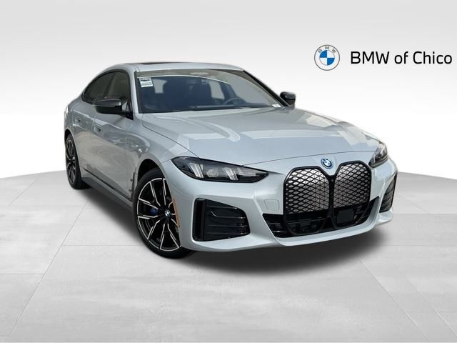 2025 BMW i4 40's photo