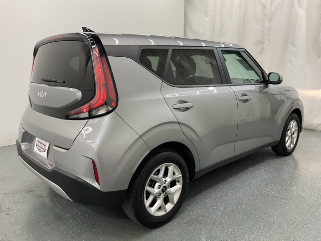 2024 Kia Soul LX photo 7
