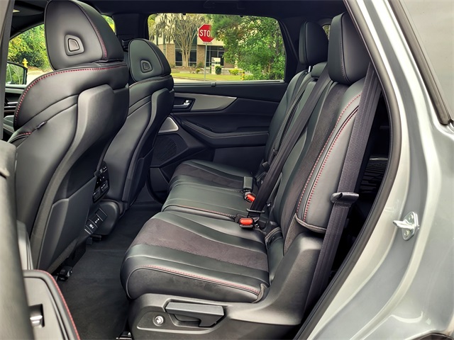 2026 Acura MDX SH-AWD A-Spec photo 4