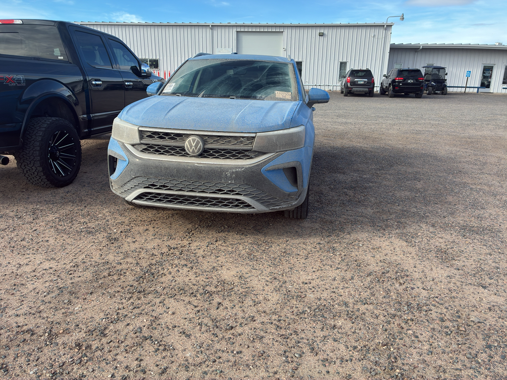 Used 2022 Volkswagen Taos SE with VIN 3VVLX7B26NM097176 for sale in Sterling, CO
