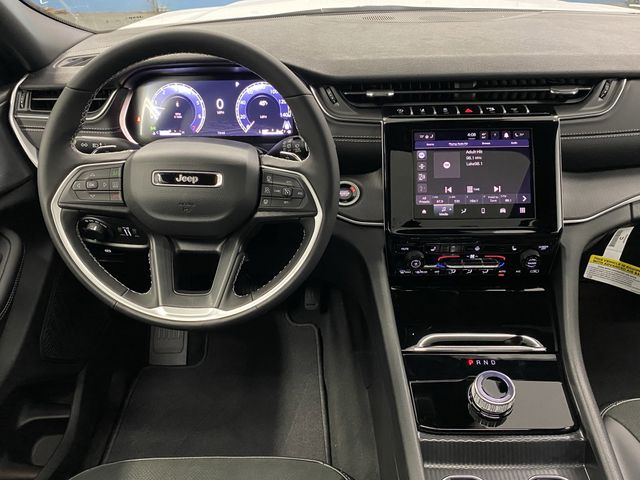 2025 Jeep Grand Cherokee Altitude X photo 4