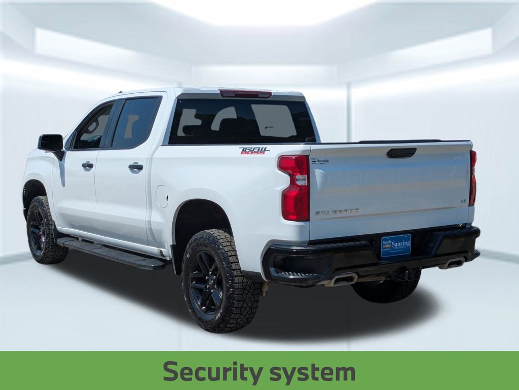 2024 Chevrolet Silverado 1500 LT Trail Boss photo 2