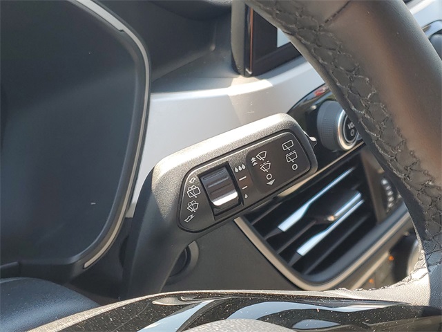 2022 Ford Escape SE photo 17