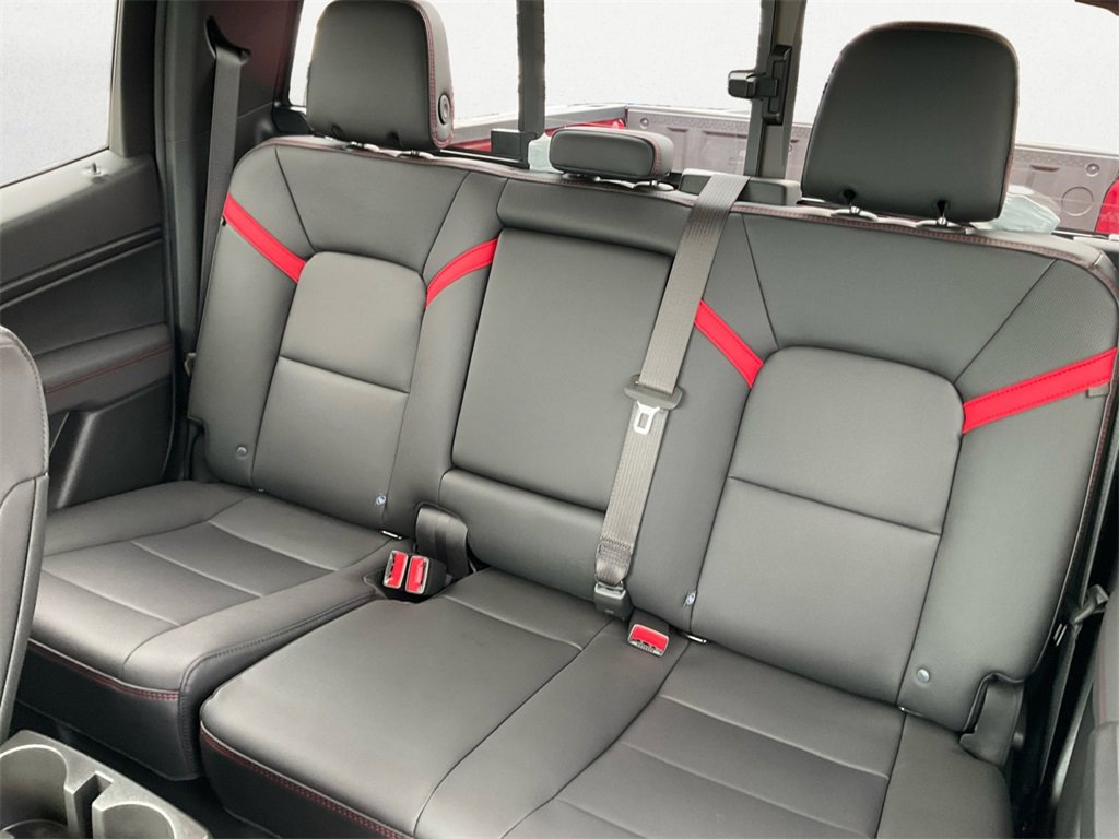 2026 Chevrolet Colorado Z71 photo 9