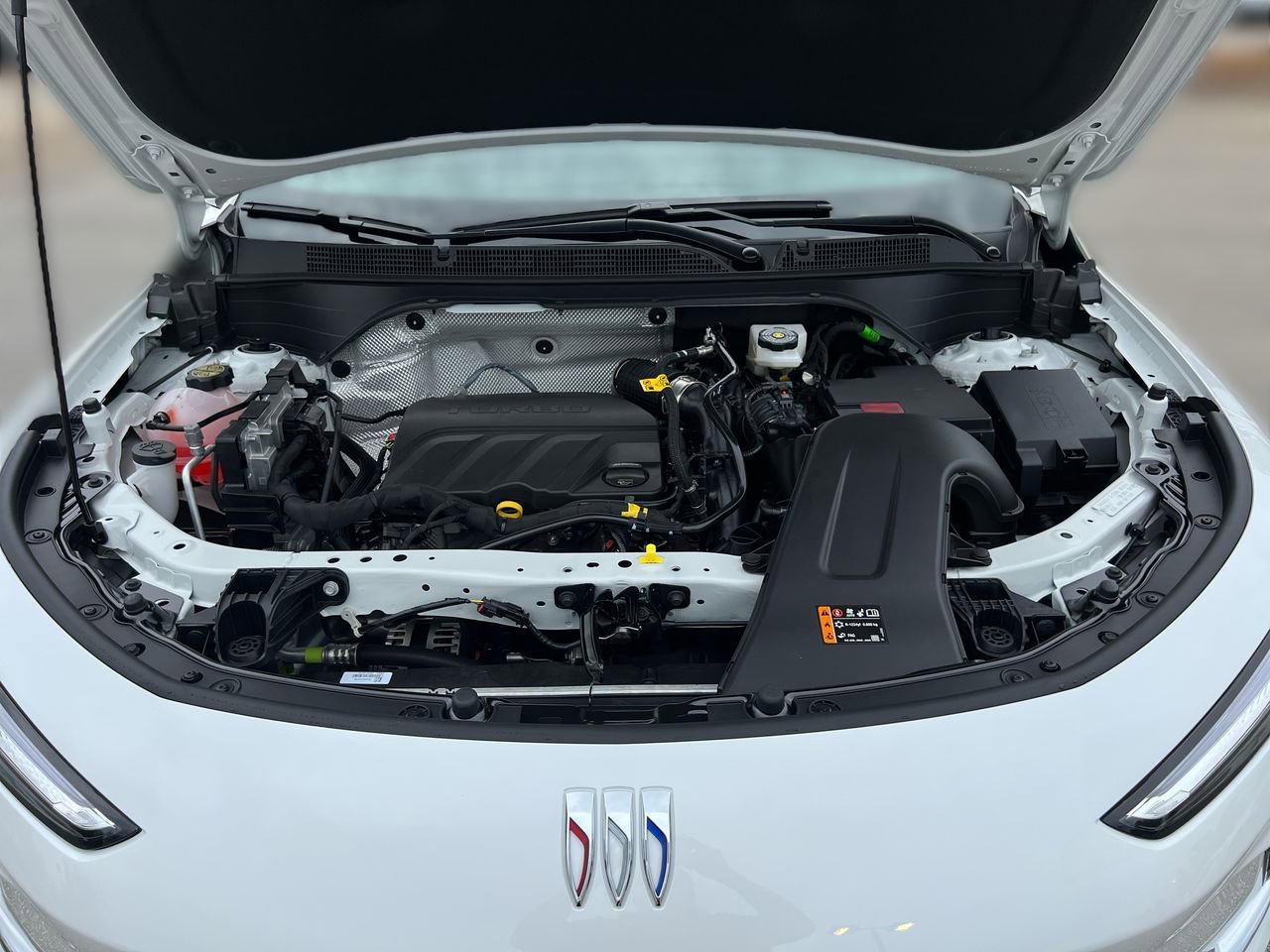 2025 Buick Envista Avenir photo 24