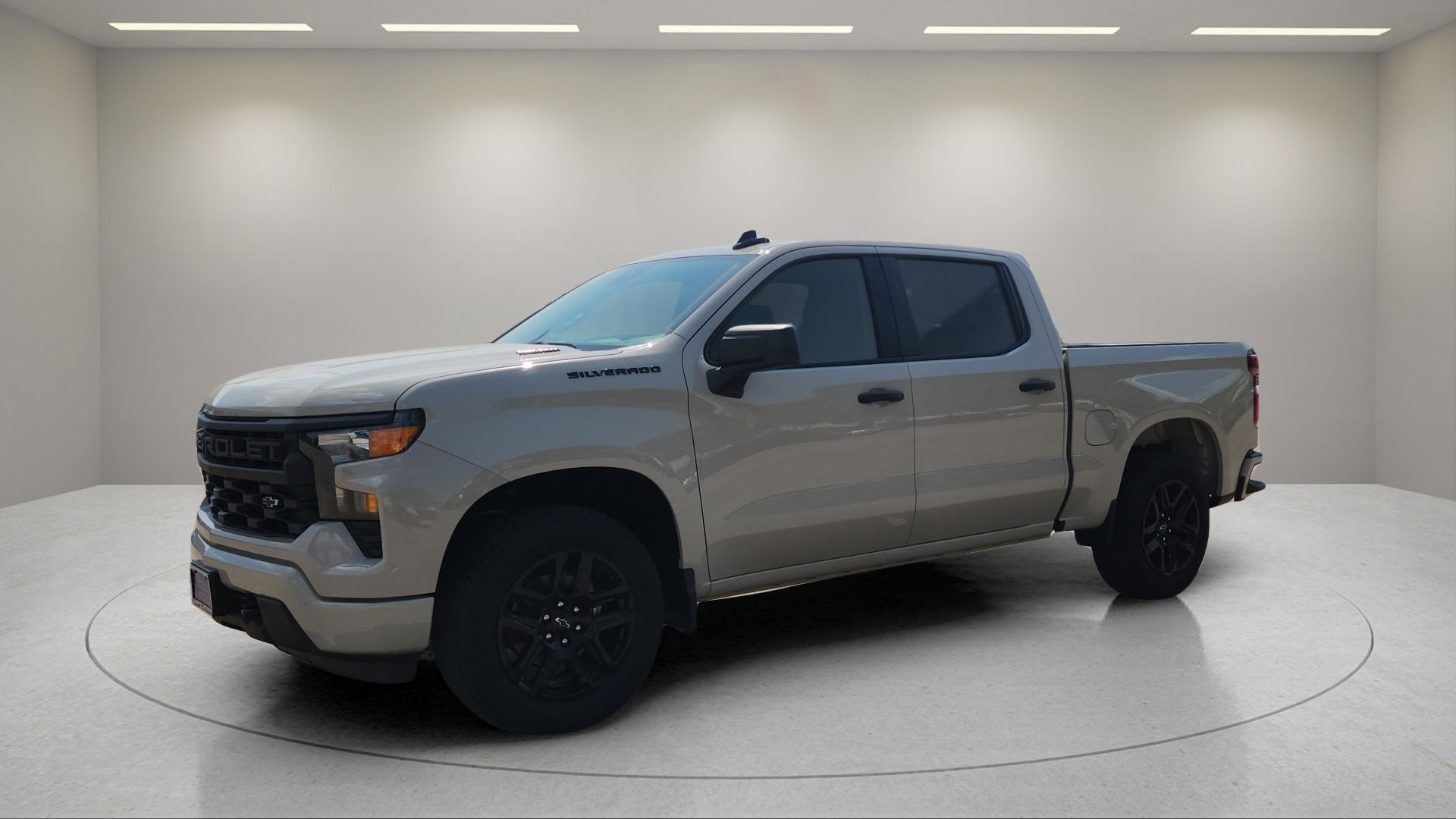 2026 Chevrolet Silverado 1500 Custom photo 3