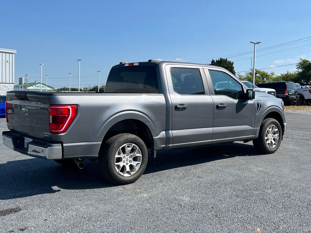 2023 Ford F-150 XLT photo 4
