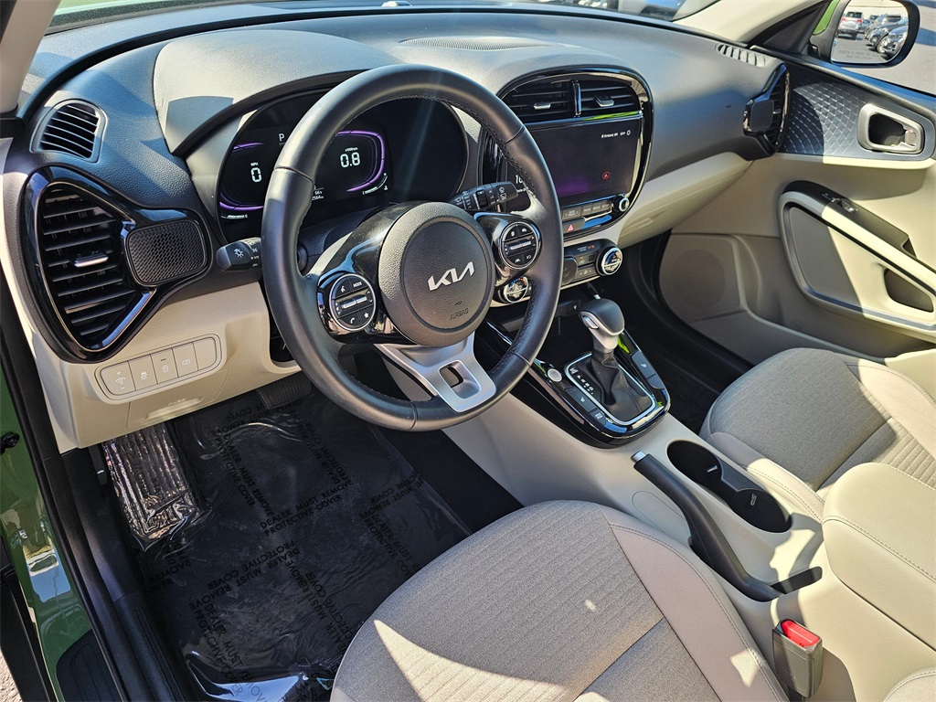 2023 Kia Soul EX photo 19