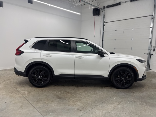 2024 Honda CR-V Hybrid Sport Touring photo 4