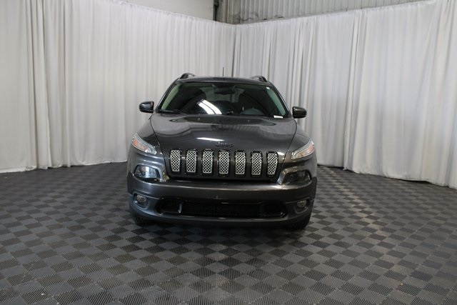 2017 Jeep Cherokee Limited photo 25