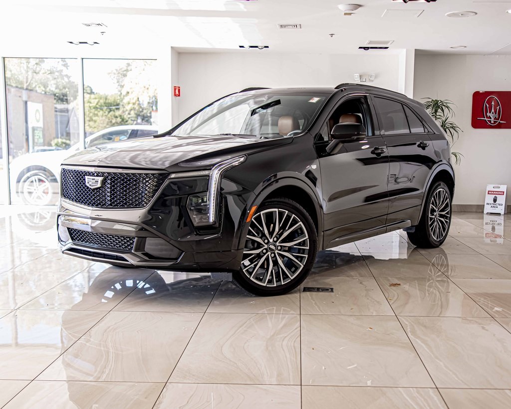 2024 CADILLAC XT4 - Image 1