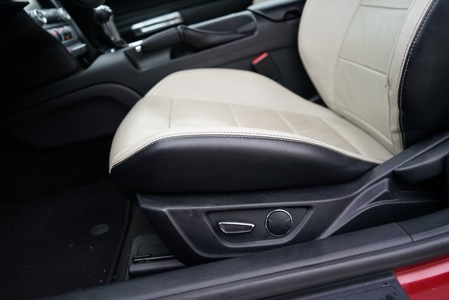 2015 FORD MUSTANG - Image 11