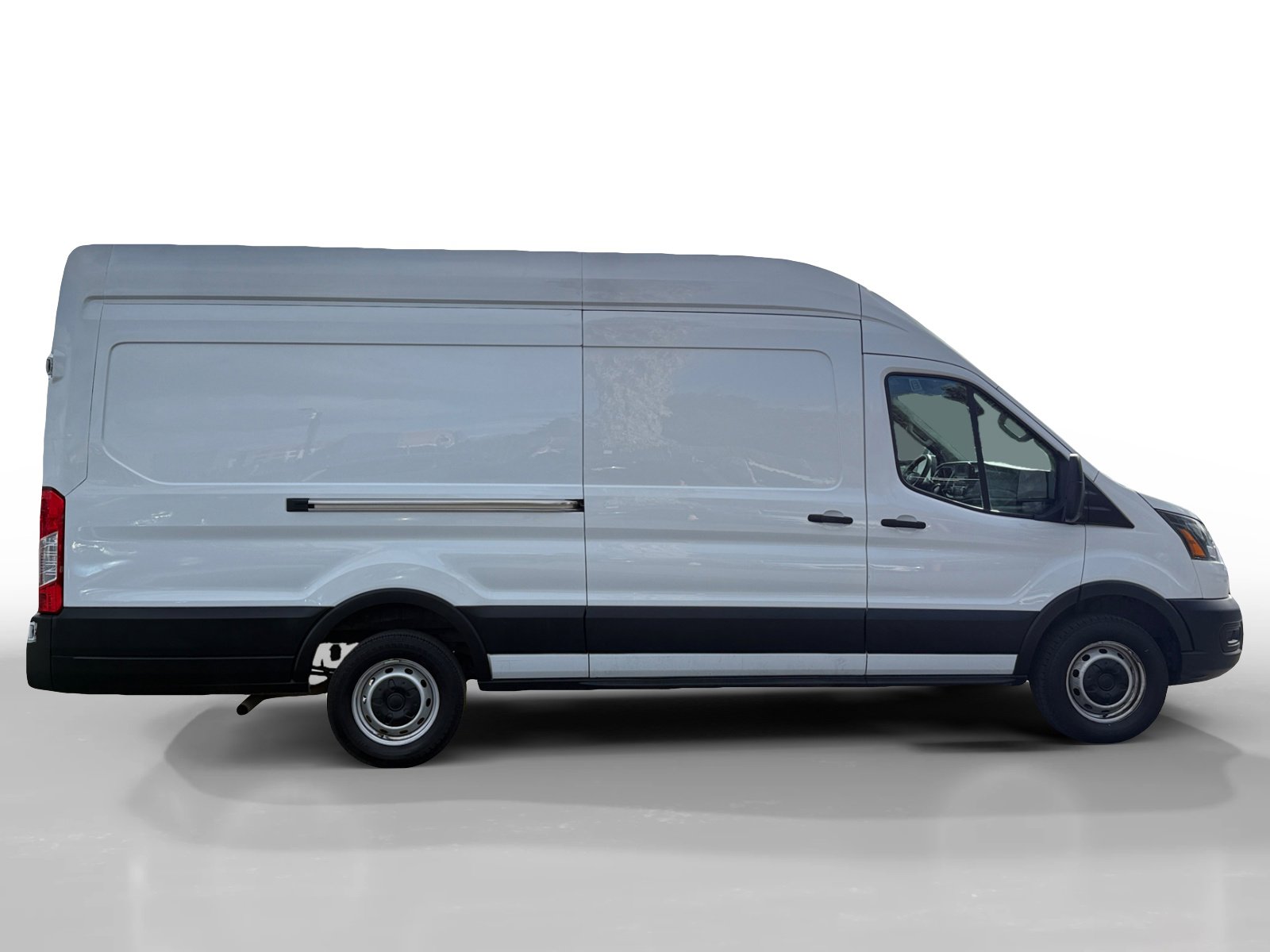 2023 Ford Transit photo 4