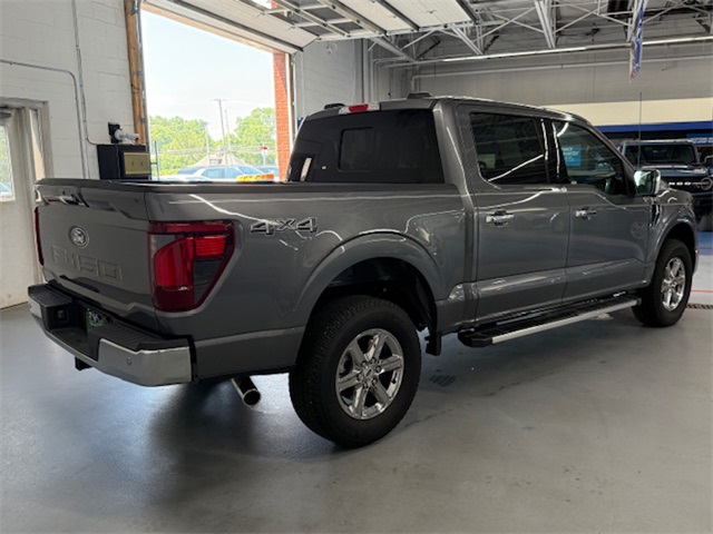 2024 Ford F-150 XLT photo 3