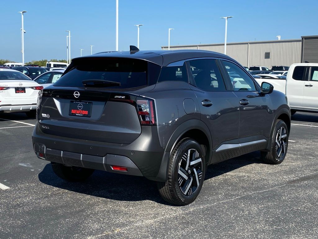 2026 Nissan Kicks SV photo 4