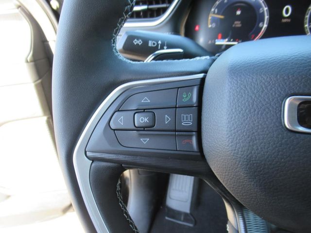 2025 Jeep Grand Cherokee Laredo X photo 17