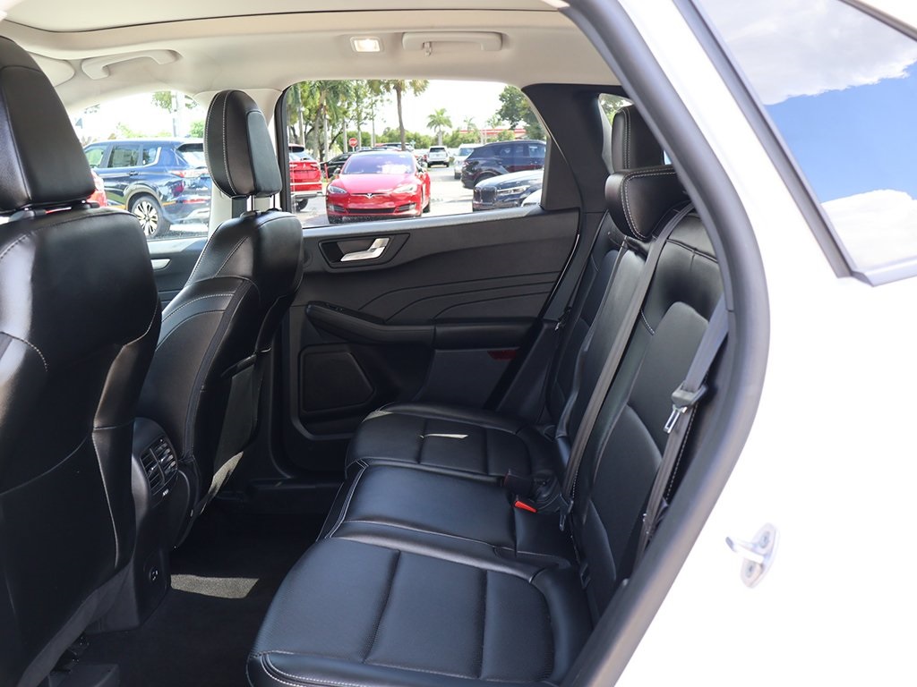 2022 Ford Escape SEL photo 38