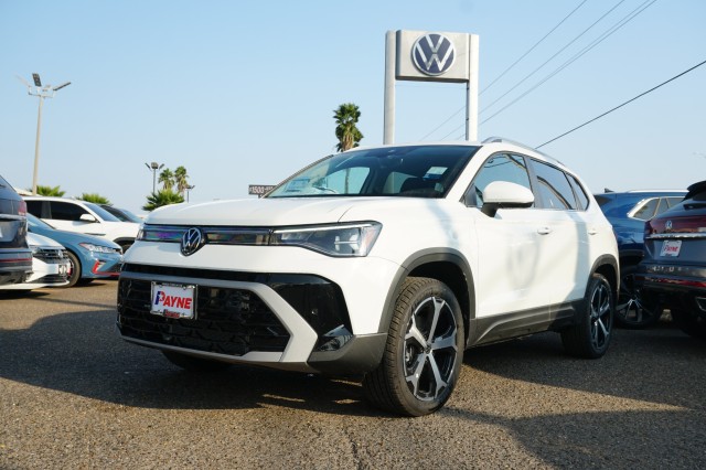 2026 Volkswagen Taos SEL's photo