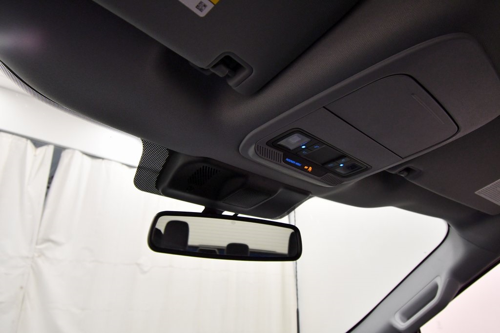 Used 2024 Blue Metallic Ford XLT image 23