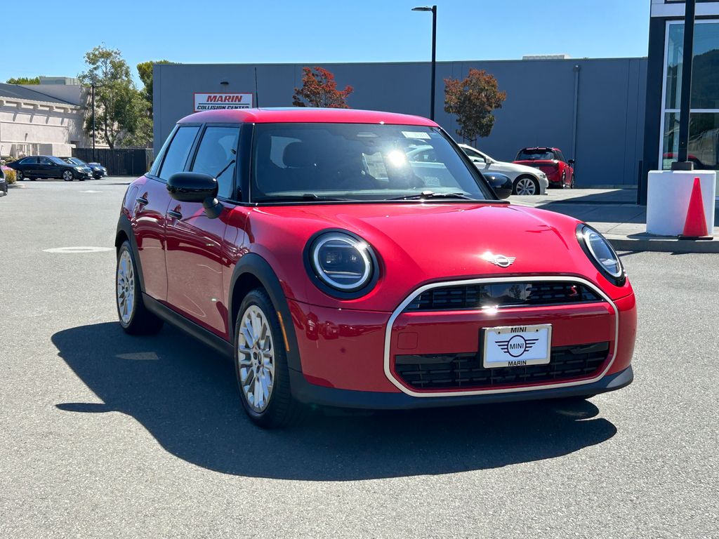 2025 Mini Cooper 4 Door Hardtop Signature photo 7