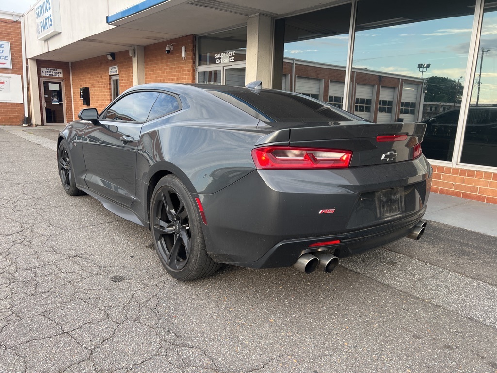2017 Chevrolet Camaro 1LT photo 3