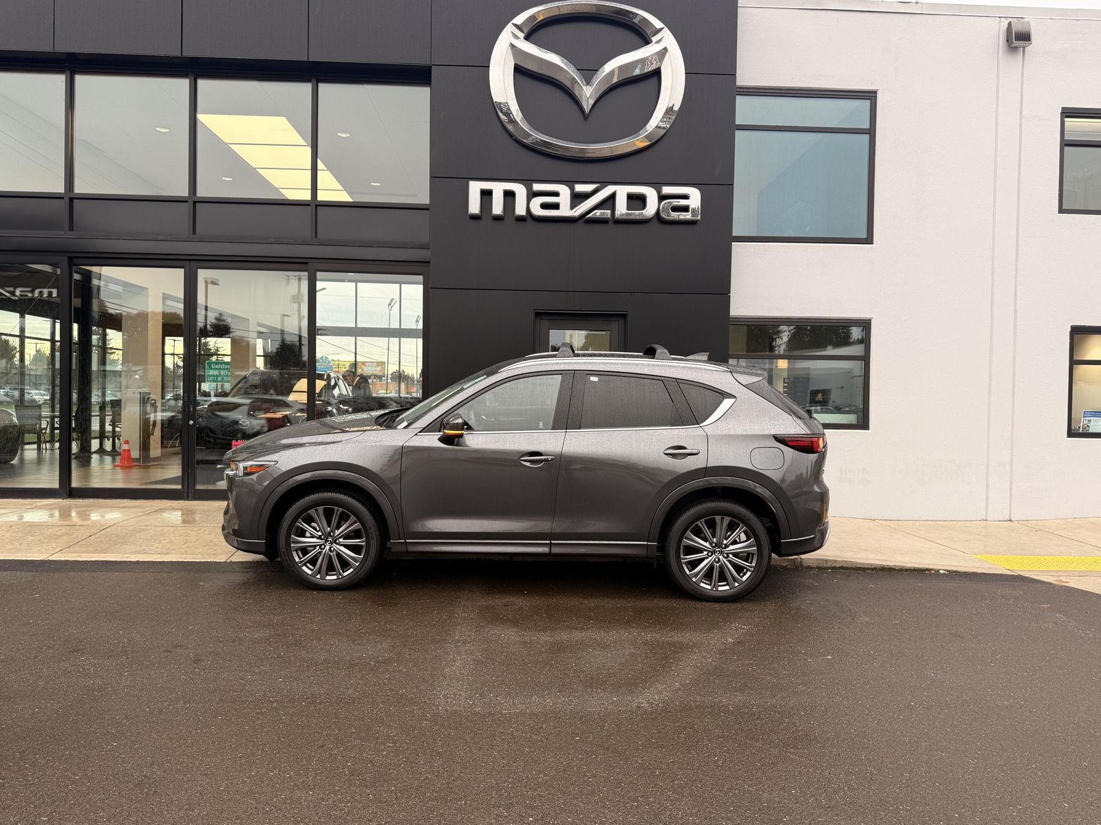 2025 Mazda CX-5 Turbo Signature's photo