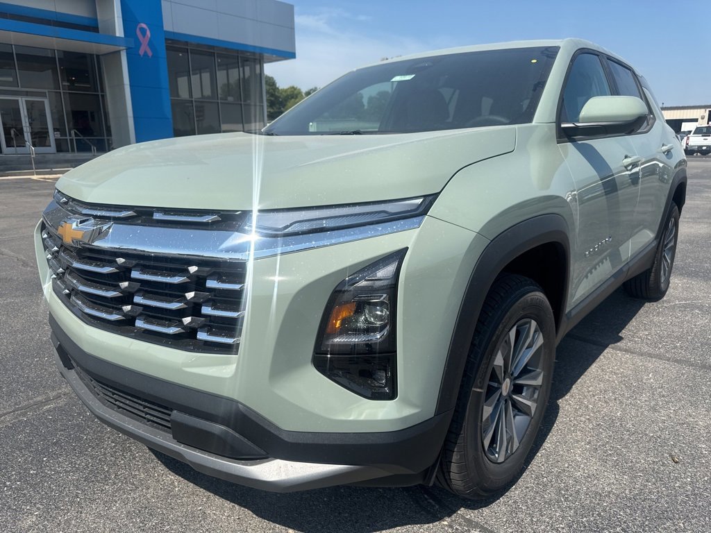 2026 Chevrolet Equinox LT photo 6