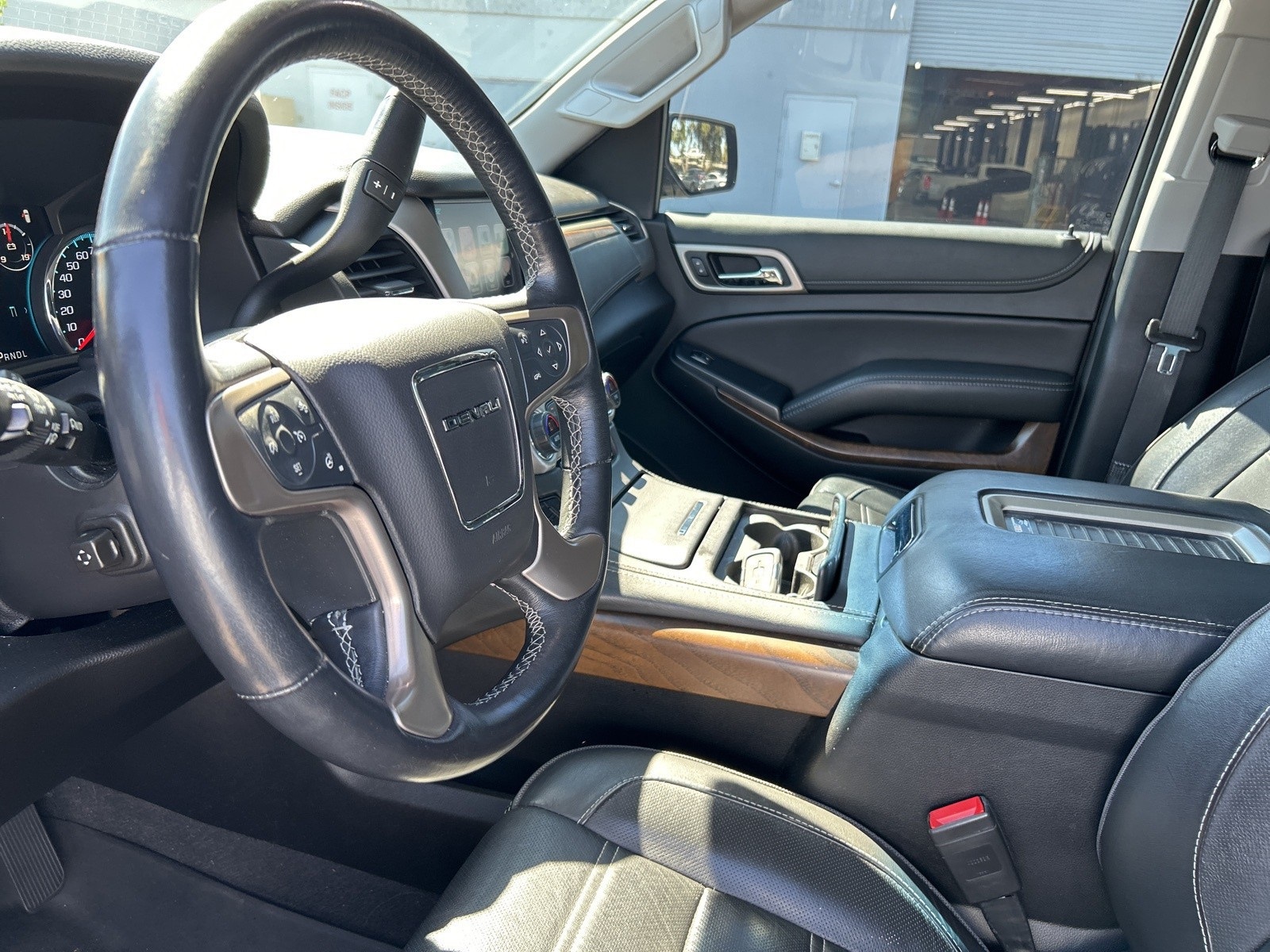 2019 Gmc Yukon XL Denali photo 5